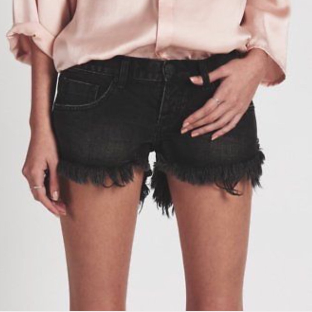 One Teaspoon Shorts Size 22